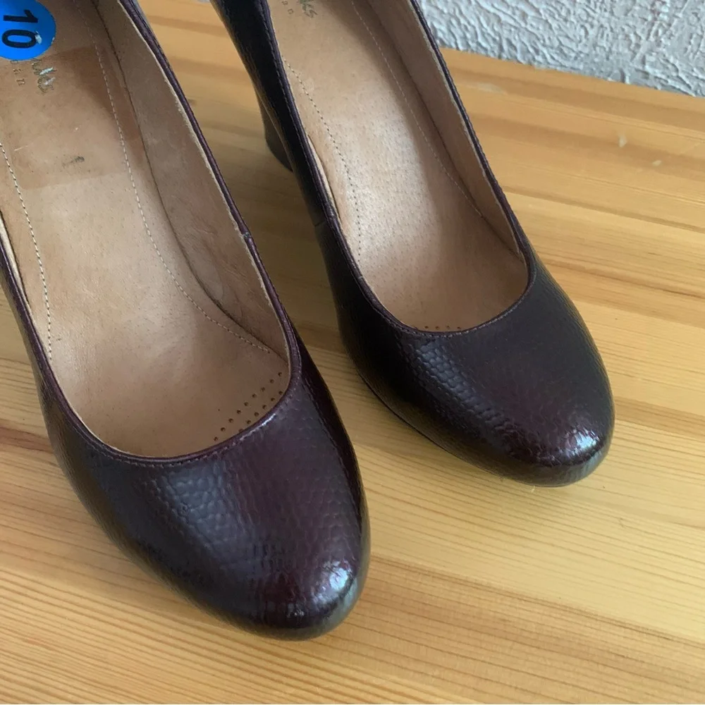 Clarks Elsa Purity Glossy Wedge Shoes - Burgundy